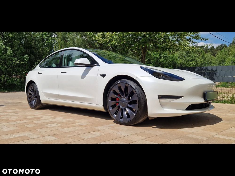 Tesla Model 3 Performance AWD - 22