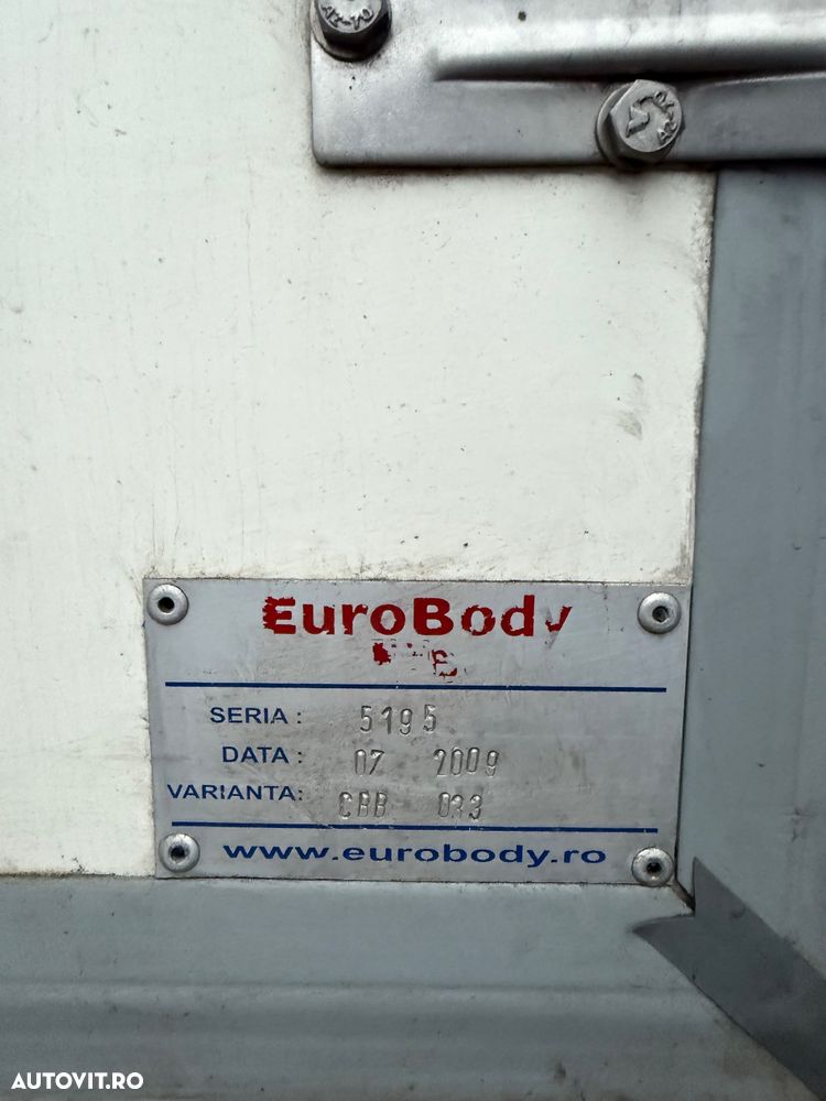 Iveco Daily 35c 130 Frigorific Frigo 2017 duba izoterma Fără Rugina Fără Probleme AC Navi Led 35s13 Unic Proprietar de noua luata din reprezentanța iveco România 2 bucati 9500 euro - 28