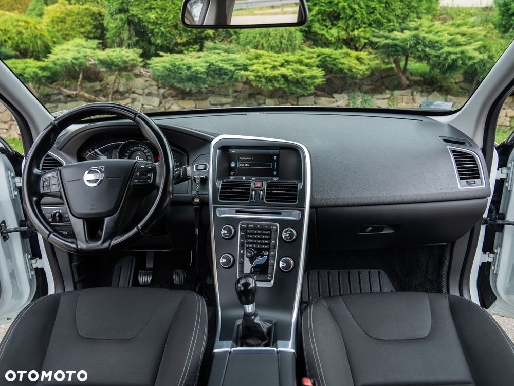 Volvo XC 60 D3 Momentum - 34