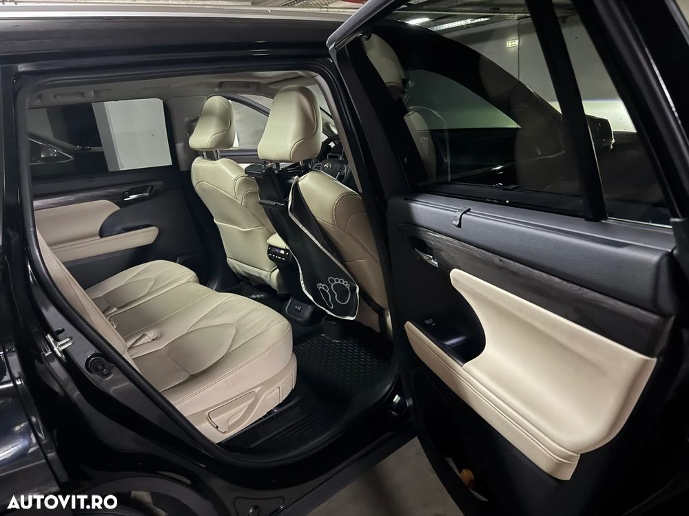 Toyota Highlander 2.5 L Hybrid Dynamic Force 248CP Luxury Metallic - 8