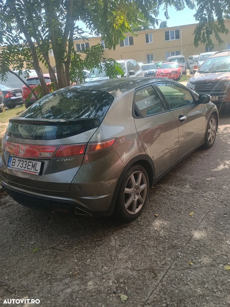 Honda Civic 1.8i-VTEC Comfort - 4