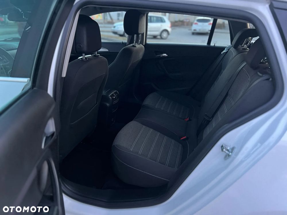 Opel Insignia 2.0 CDTI Cosmo - 11