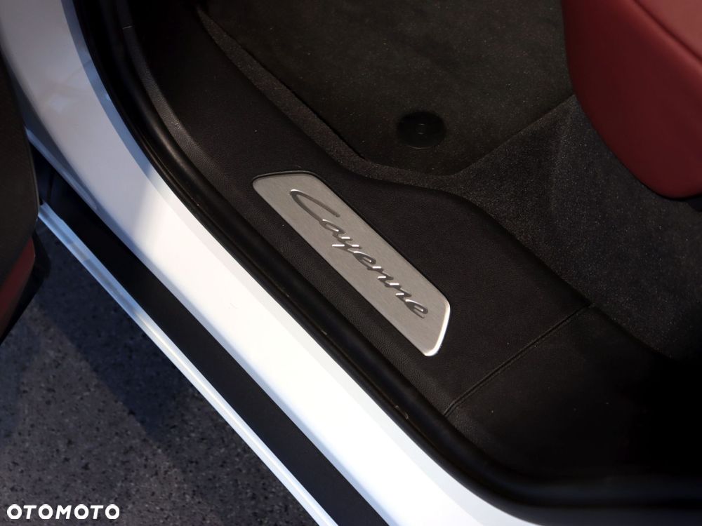 Porsche Cayenne Coupe S - 25