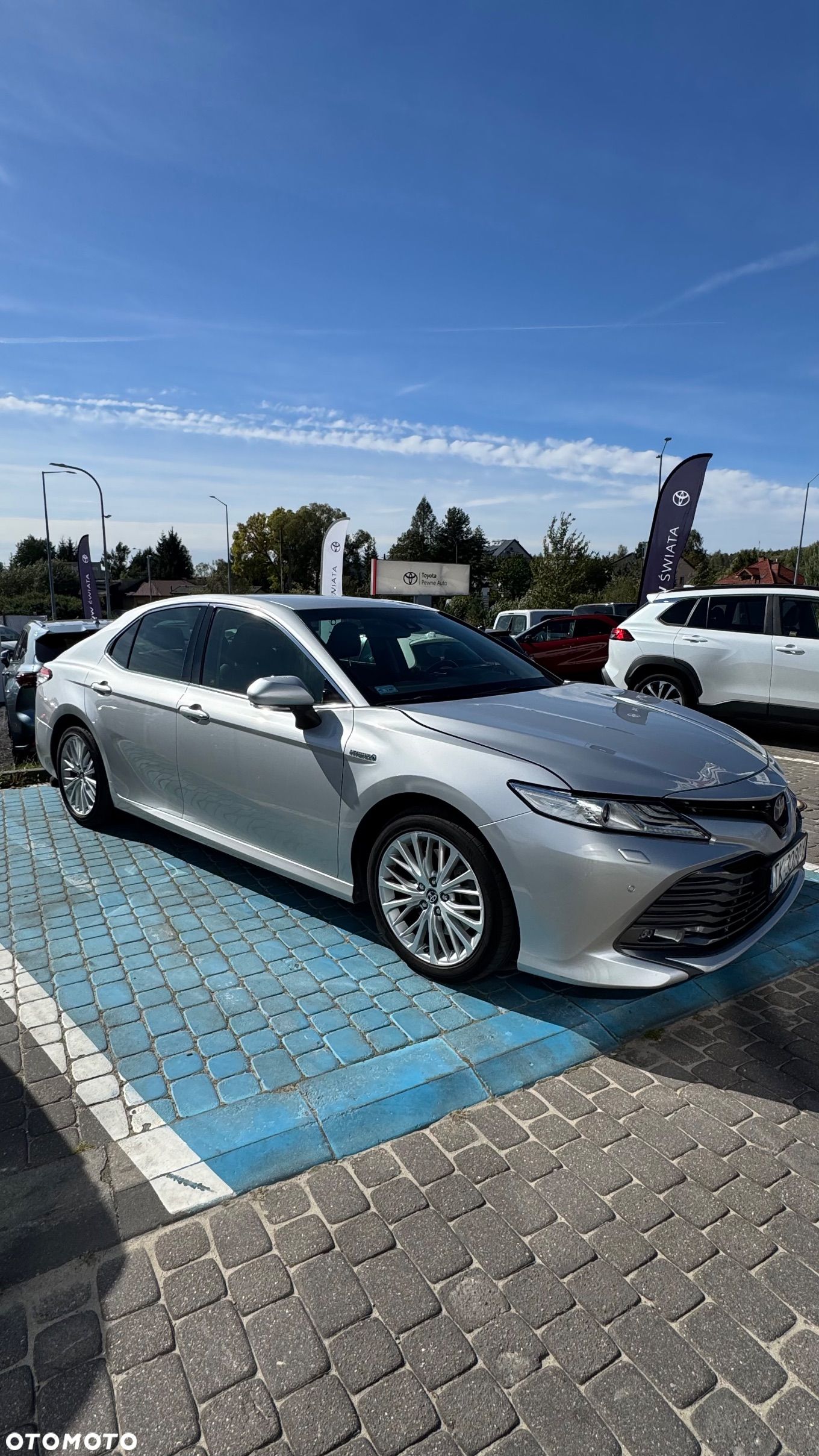 Toyota Camry 2.5 Hybrid Executive CVT - 1