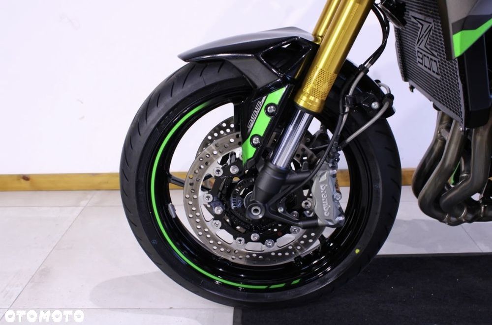 Kawasaki Z 900 - 27