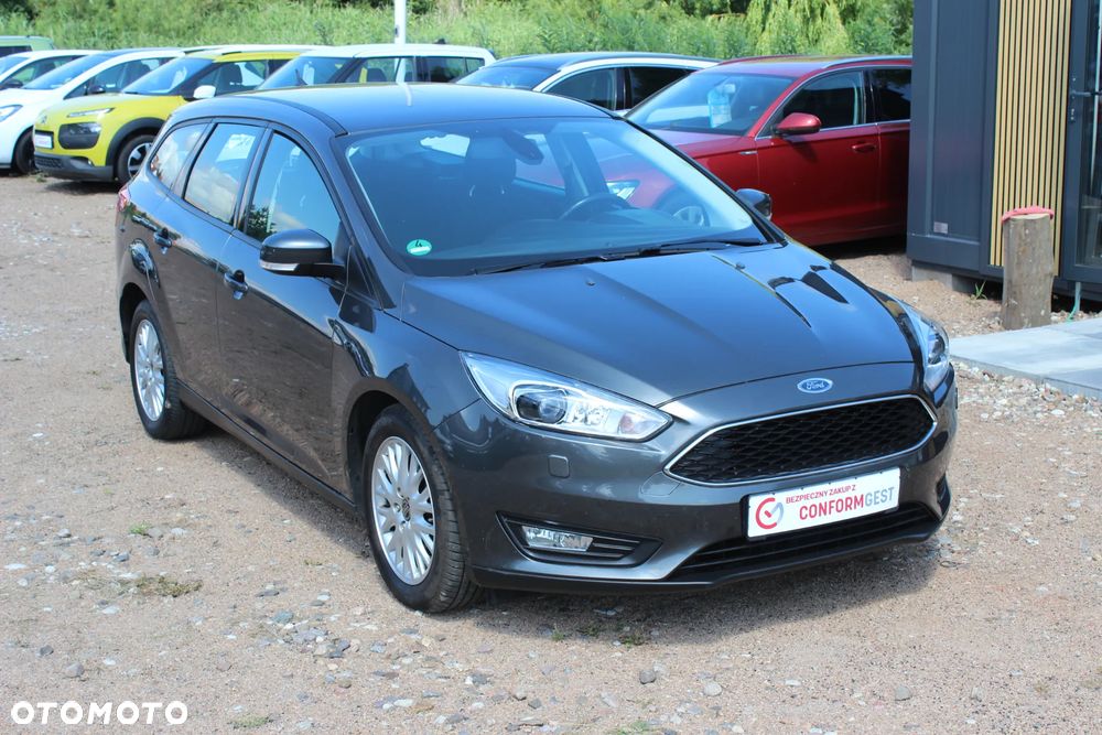 Ford Focus 1.0 EcoBoost Gold X ASS PowerShift - 4