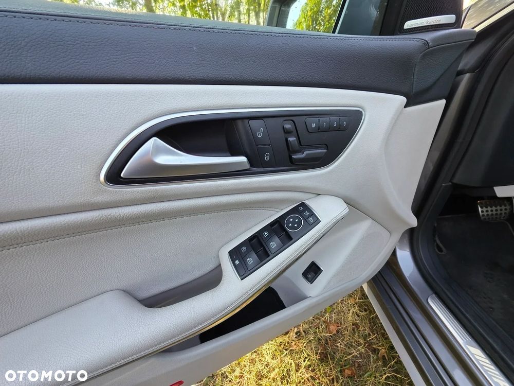 Mercedes-Benz CLA - 14