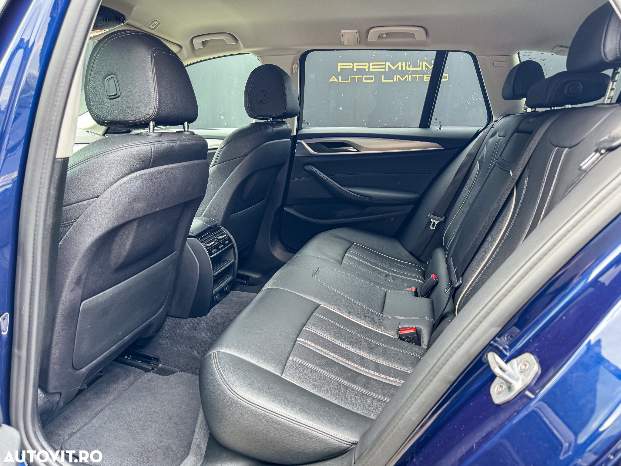 BMW Seria 5 520d xDrive Touring Aut. Sport Line - 10