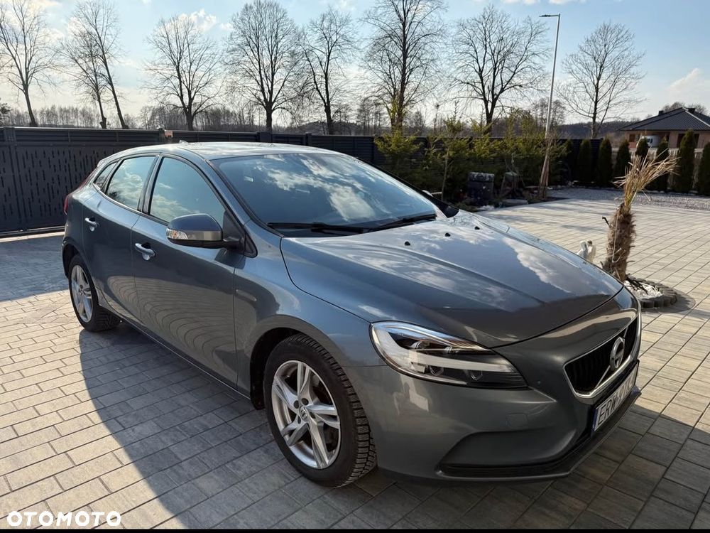 Volvo V40 - 10