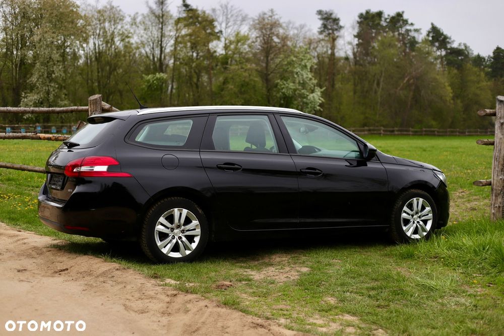 Peugeot 308 BlueHDi 120 EAT6 Stop & Start Active Business-Paket - 9