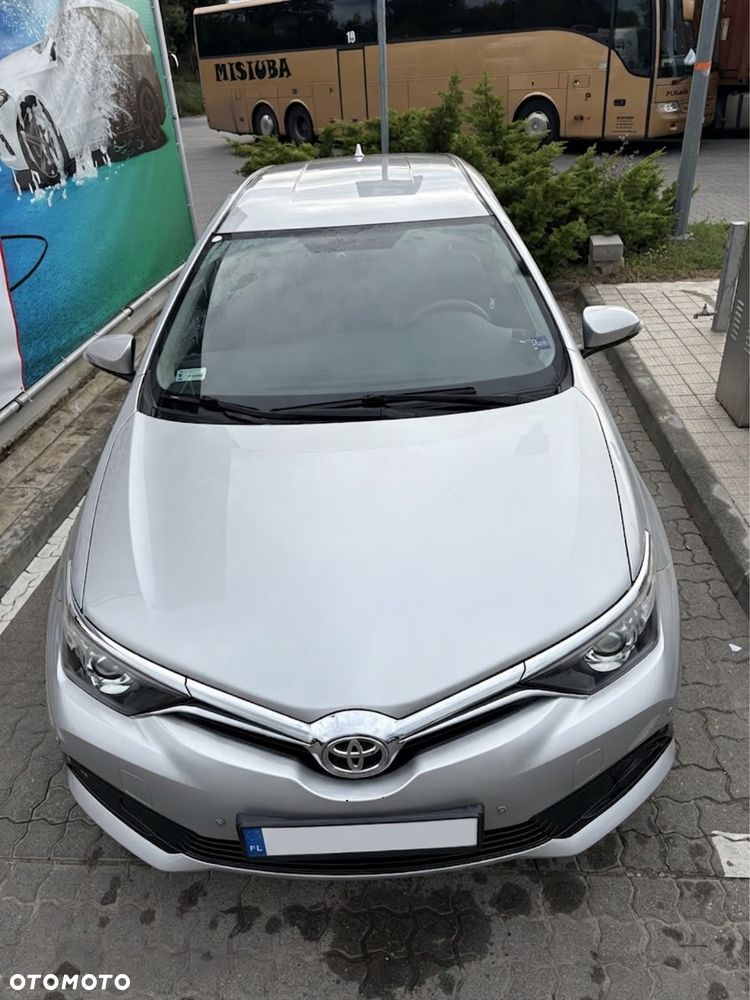 Toyota Auris - 2
