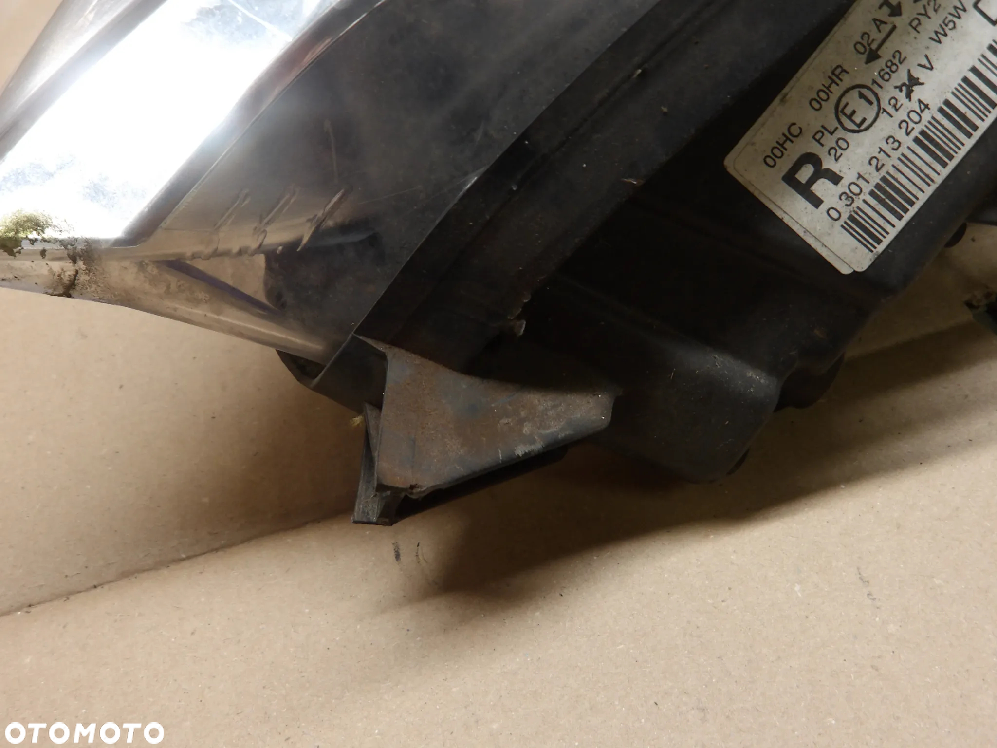 PEUGEOT 407 04-07 2.0HDI SEDAN LAMPA PRAWA LEWA PRZÓD 0301213204 - 12