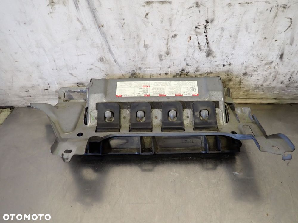 PODUSZKA KOLANOWA MITSUBISHI LANCER VIII GA513-00230 - 3