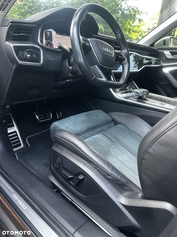 Audi A6 Allroad - 31
