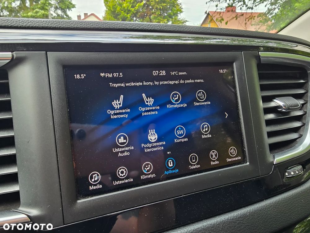 Chrysler Pacifica - 24