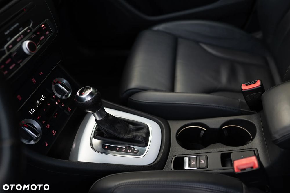 Audi Q3 2.0 TDI Quattro S tronic - 38