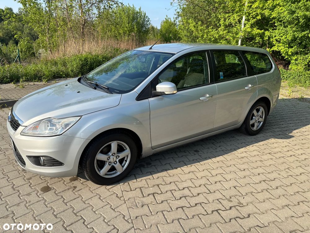 Ford Focus 1.6 TDCi DPF Style - 4