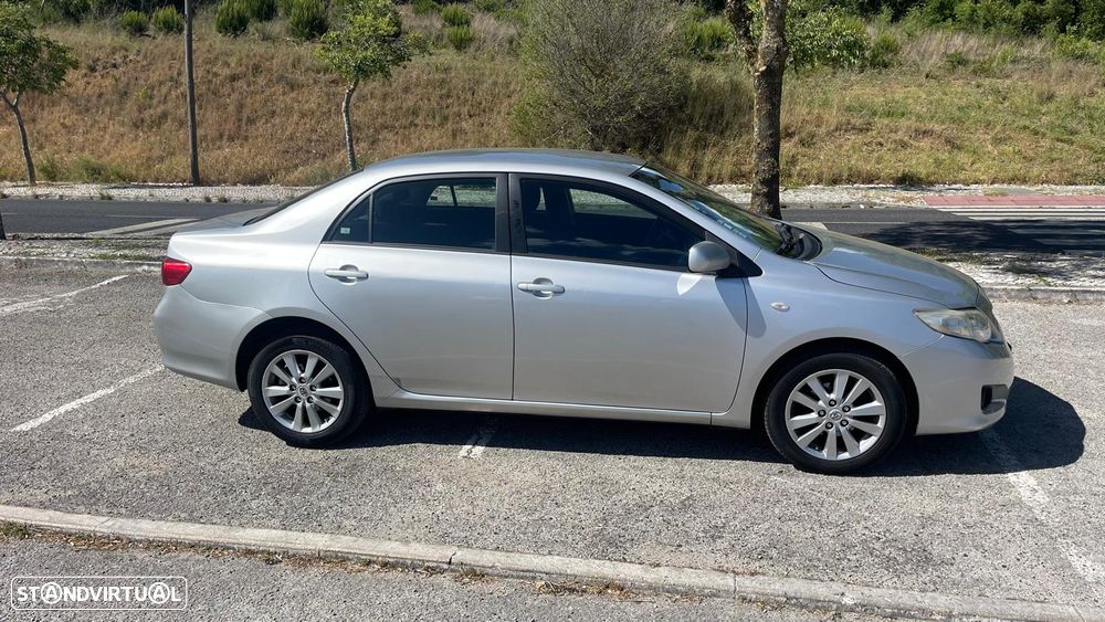 Toyota Corolla 1.4 D-4D Sol MMT - 10
