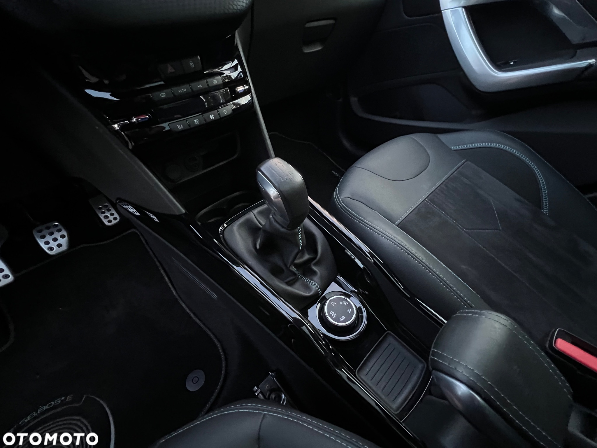 Peugeot 2008 PureTech 110 Stop&Start Crossway - 23