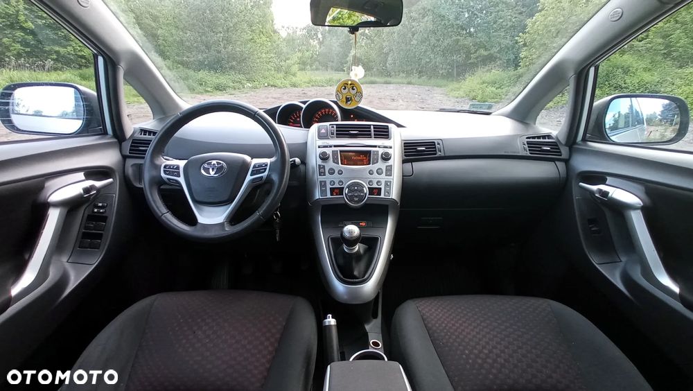 Toyota Verso 1.8 Premium EU5 7os - 15