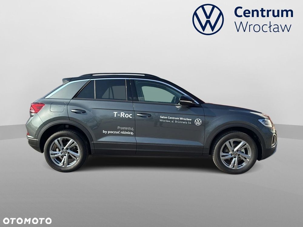 Volkswagen T-Roc - 4
