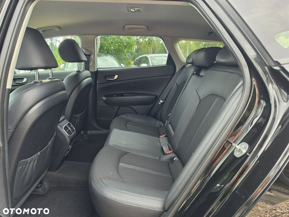Kia Optima - 29