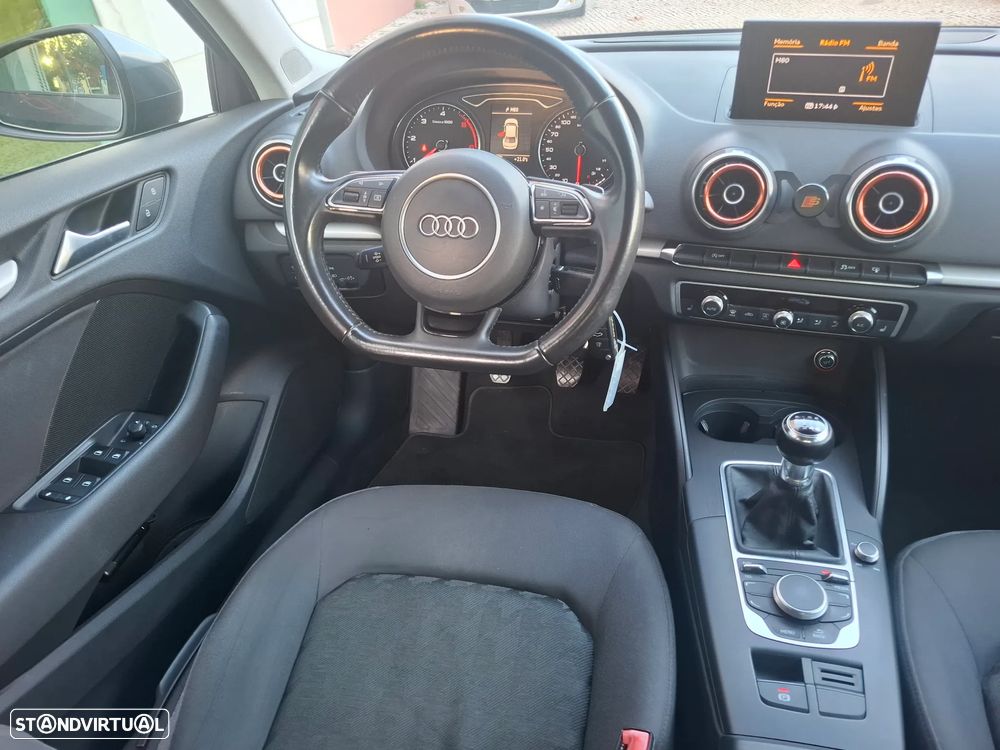 Audi A3 Limousine 1.6 TDI Advance - 8