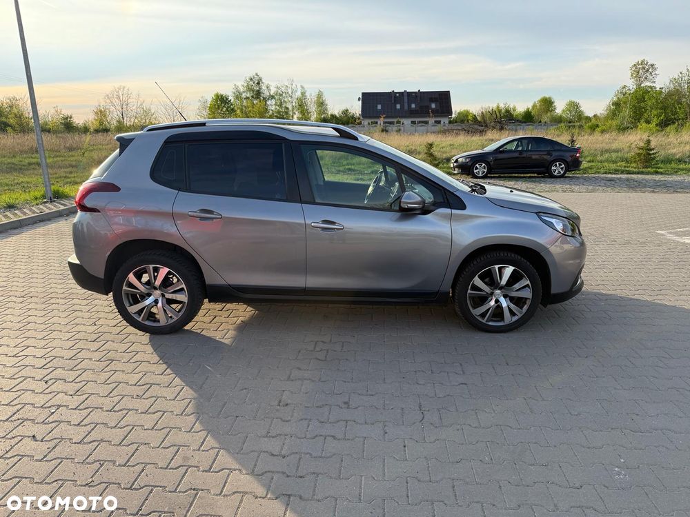 Peugeot 2008 BlueHDi 100 STOP & START Active - 15