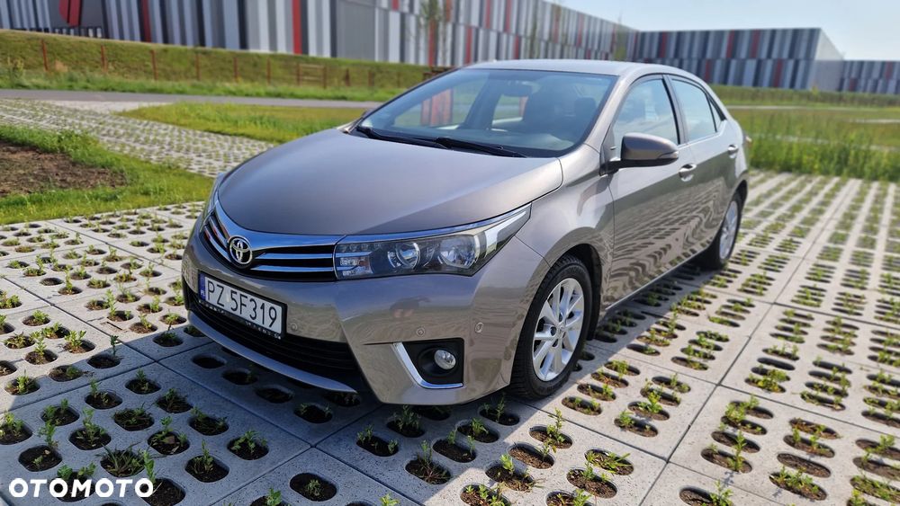 Toyota Corolla 1.6 Premium - 2