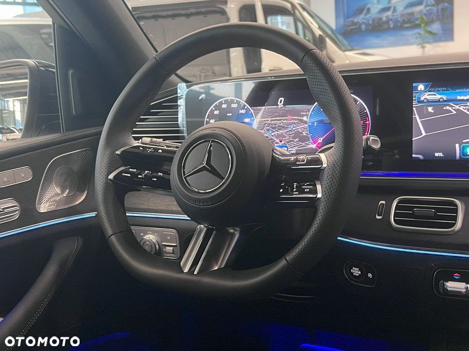 Mercedes-Benz GLE - 11