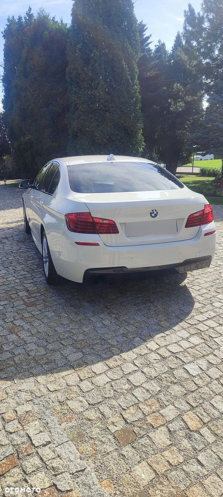 BMW Seria 5 525d xDrive - 8