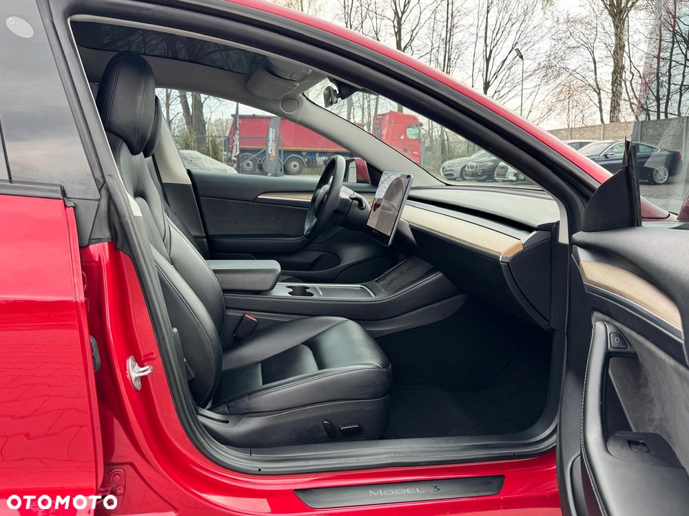Tesla Model 3 - 19