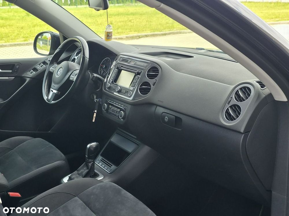 Volkswagen Tiguan - 11