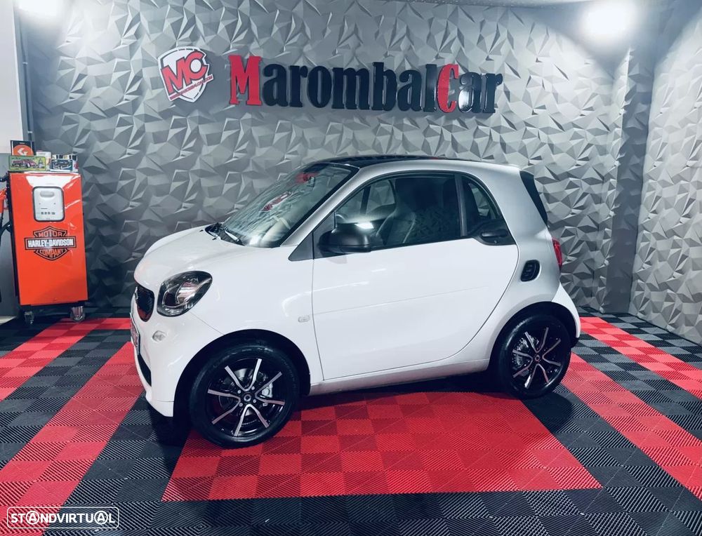 Smart ForTwo Coupé 1.0 mhd Pulse 71 Softouch - 11