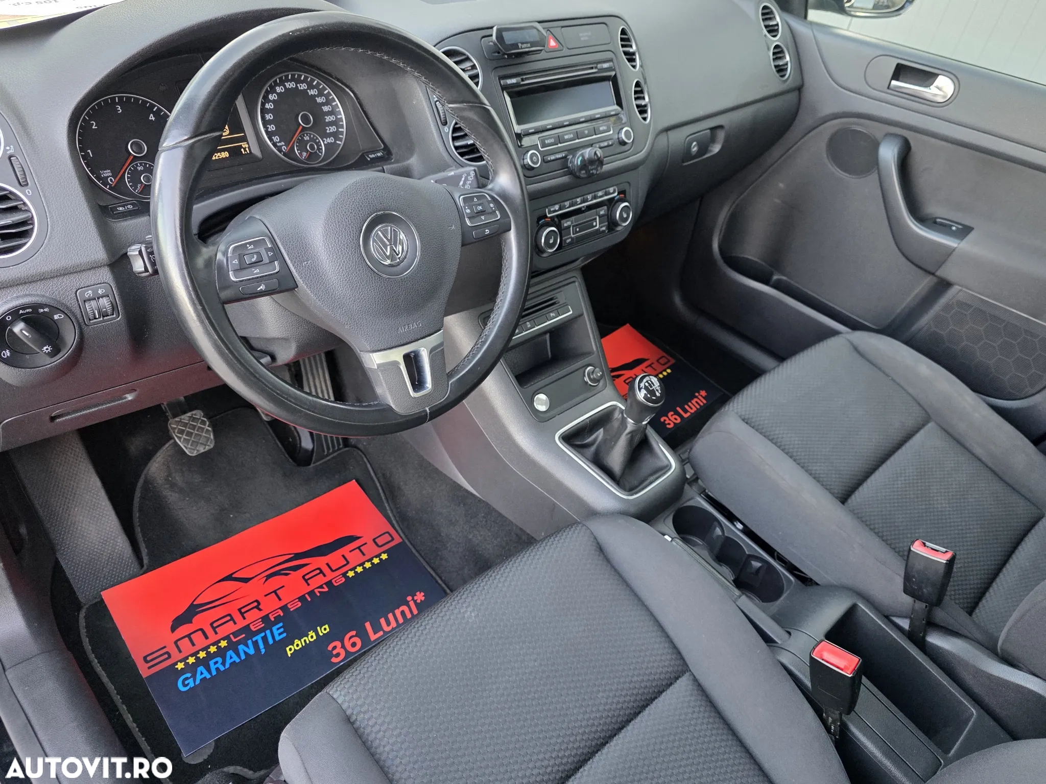 Volkswagen Golf Plus 1.6 TDI DPF BlueMotion Technology Comfortline - 6