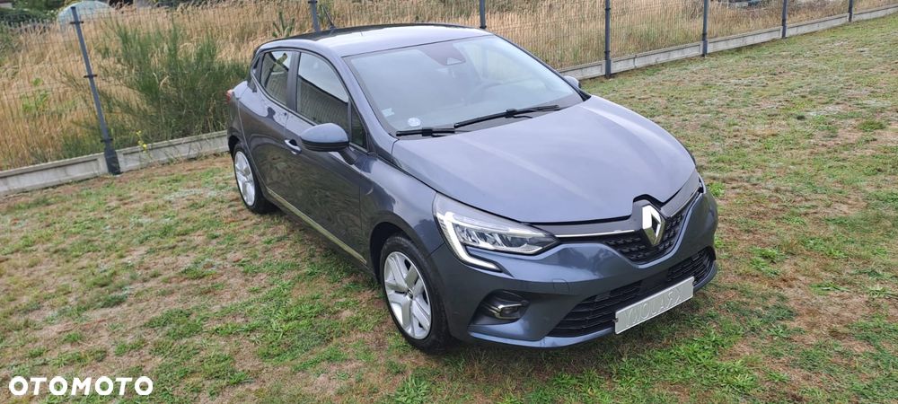 Renault Clio - 1