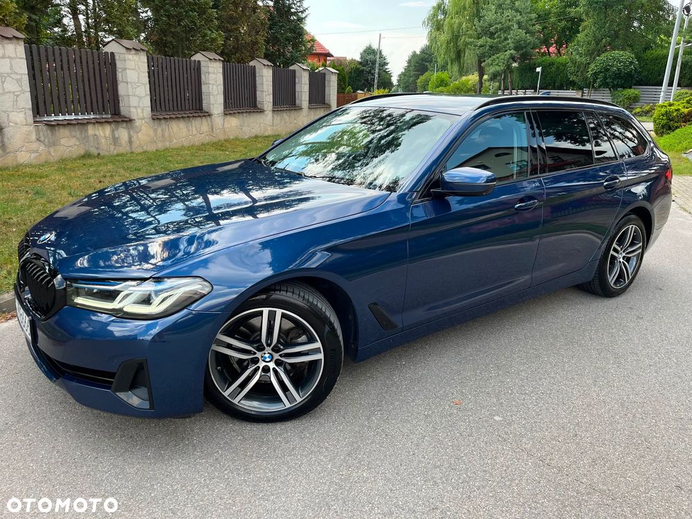 BMW Seria 5 520d M Sport - 4