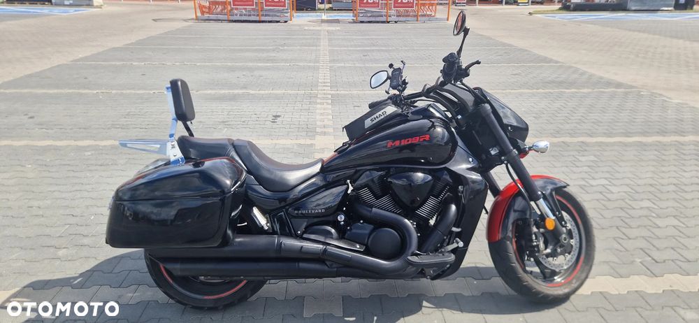 Suzuki Boulevard - 1