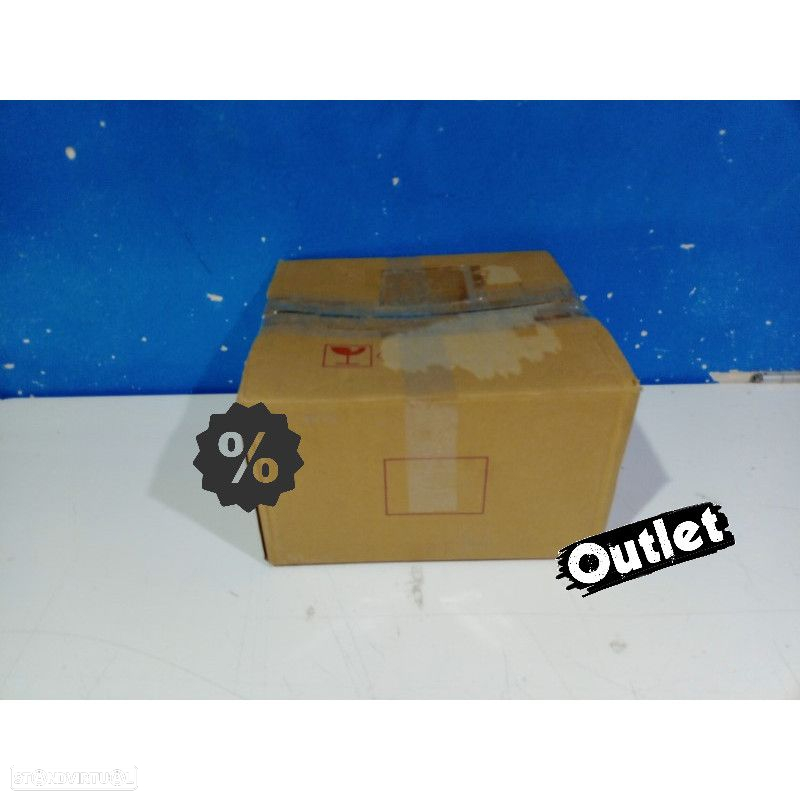 R028070C1 FAROLINS TRASEIROS FUMADOS PARA PEUGEOT 106 96-03 - 2