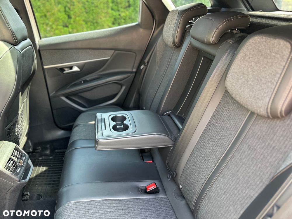 Peugeot 3008 BlueHDi 130 Stop & Start EAT8 Allure - 30