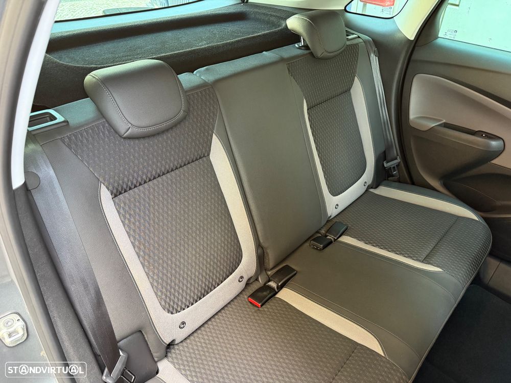 Opel Crossland X 1.2 T Innovation - 29