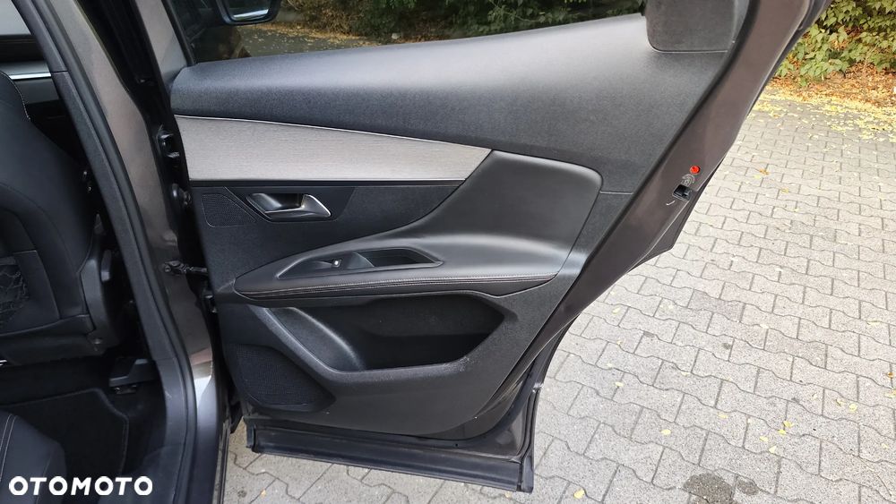 Peugeot 3008 BlueHDi 180 Stop & Start EAT6 GT - 25