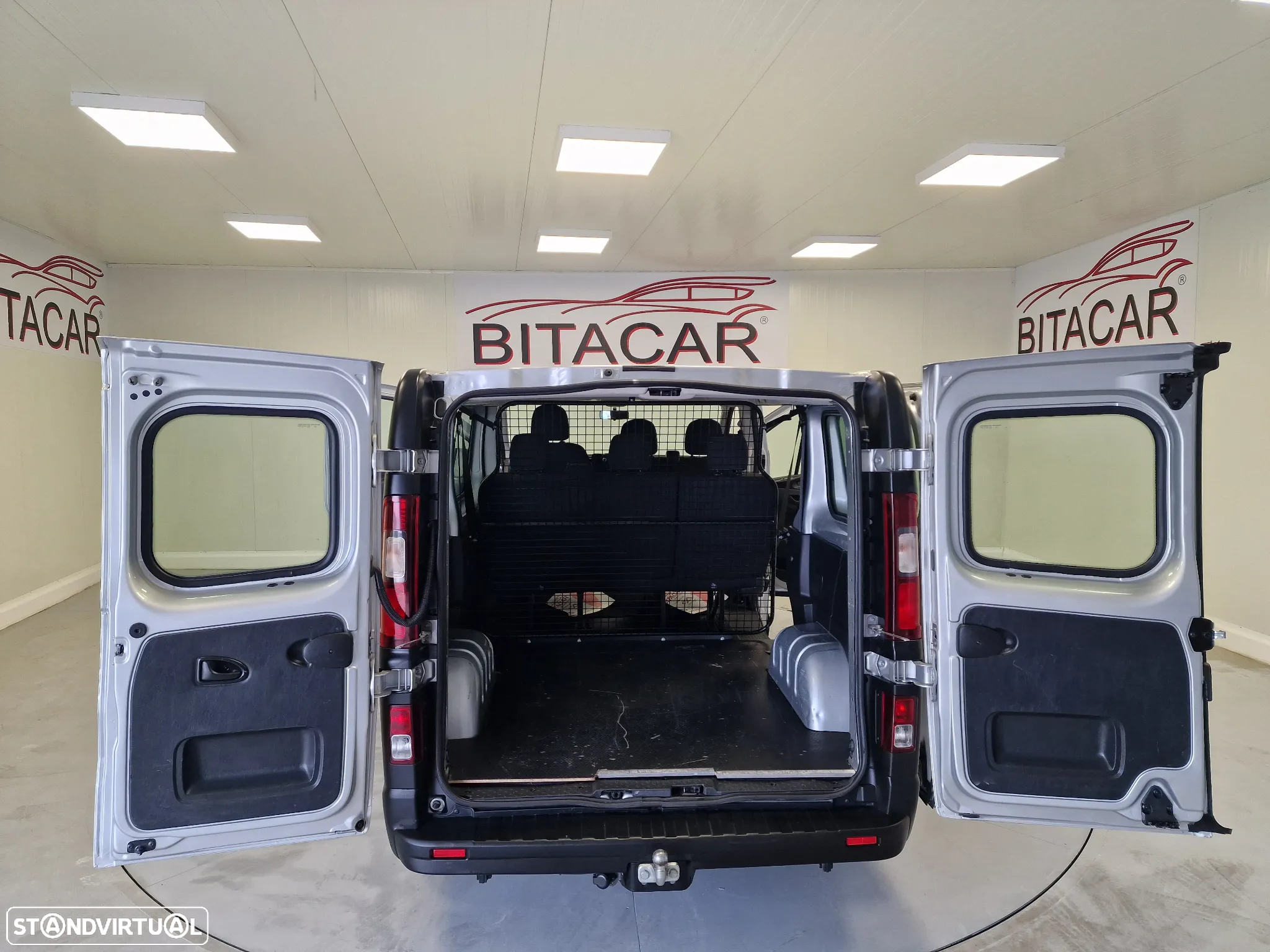 Opel VIVARO COMBI 1.6 CDTI L1H1 APENAS 28.000KMS - 35