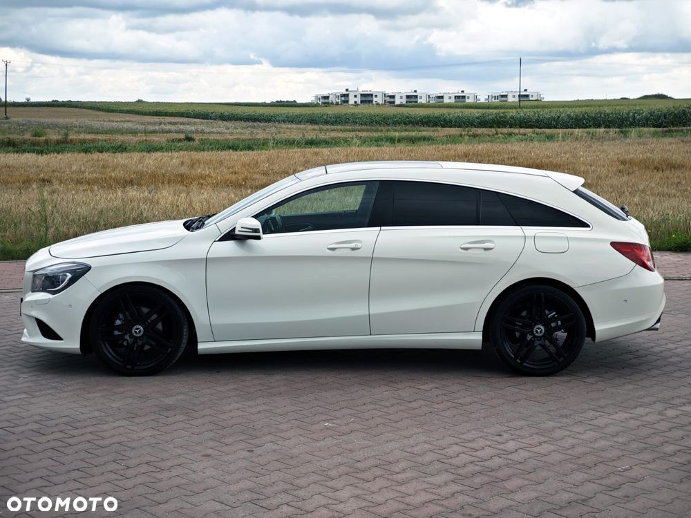 Mercedes-Benz CLA 180 7G-DCT - 9