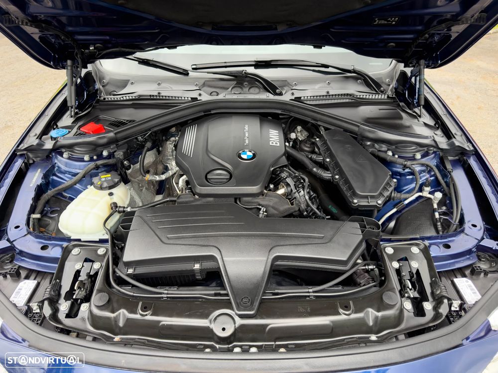 BMW 320 d Line Luxury - 11
