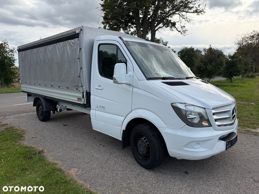 Mercedes-Benz Sprinter - 2