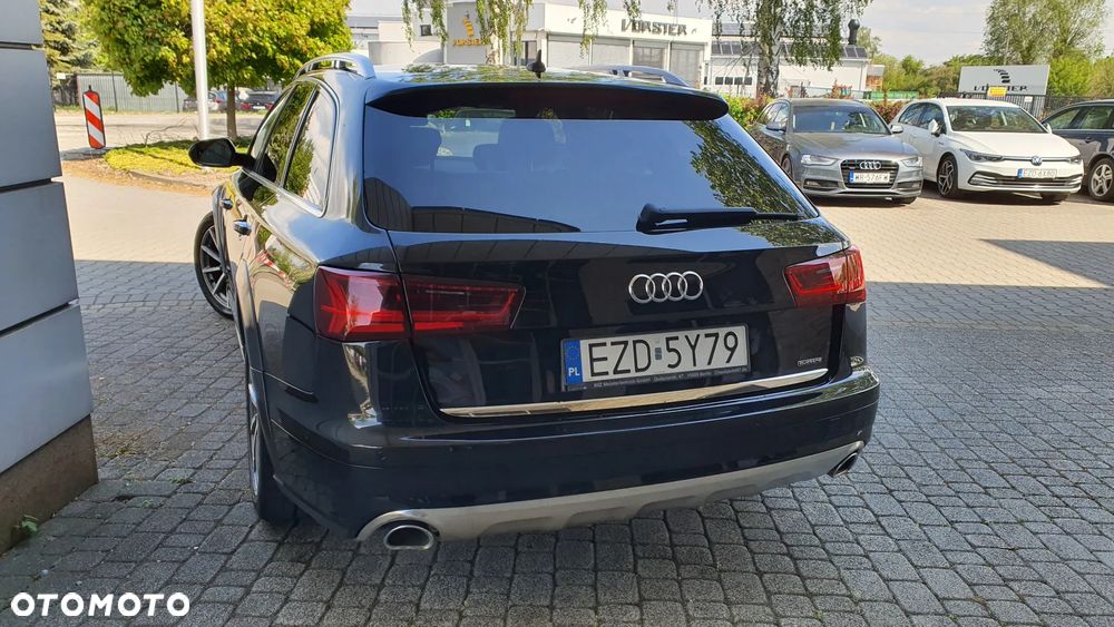 Audi A6 Allroad - 33