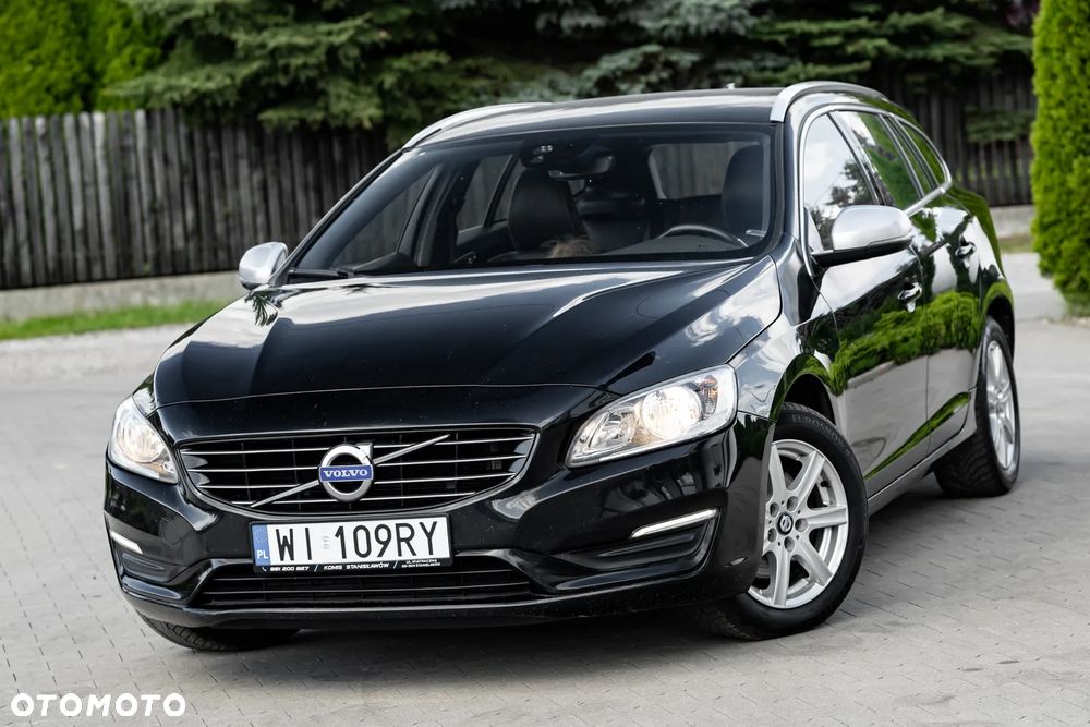 Volvo V60 D2 Kinetic - 1