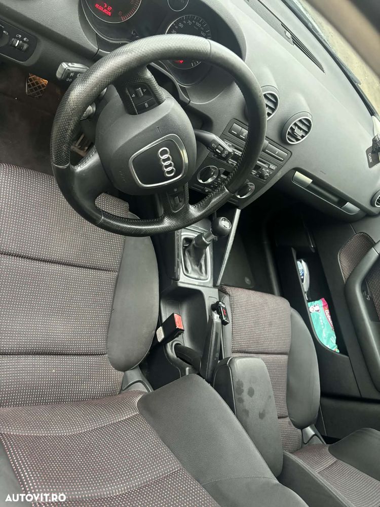 Audi A3 ack 2.0 TDI DPF Ambiente - 9