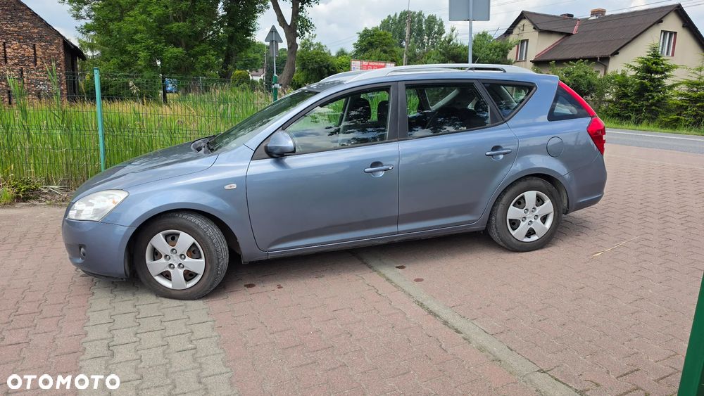 Kia Ceed 1.4 CVVT LX - 27
